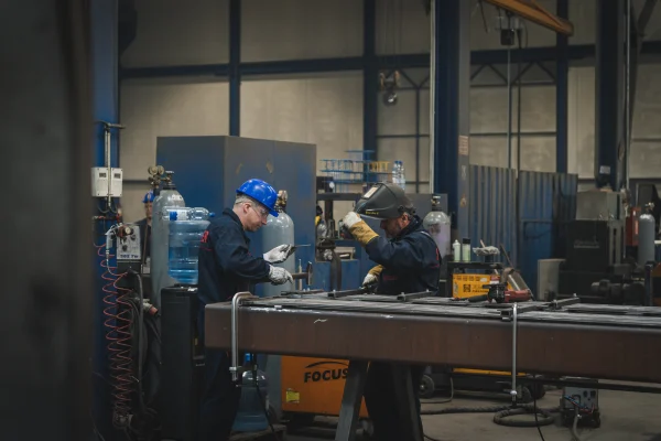Arc Welding (GMAW : MIG-MAG)